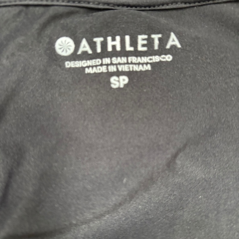 Athleta Long Sleeve Sun Protection Cross Back Short black SP UPF 50 hike - Picture 3 of 8